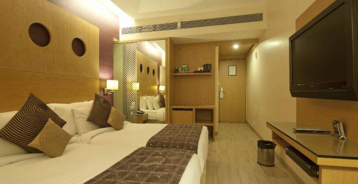 Salida Del Sol Hotel Panaji Exterior photo