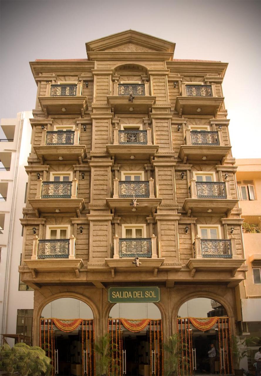 Salida Del Sol Hotel Panaji Exterior photo